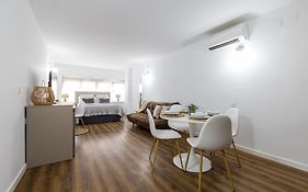 Florit Flats - The Apolo Studio